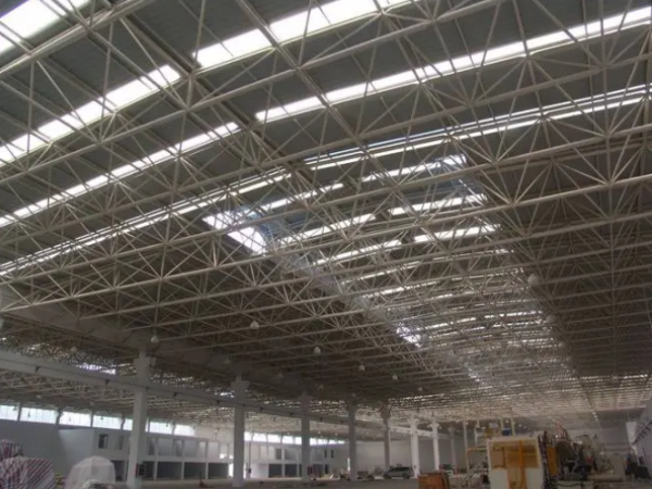 西青网架工程施工中需要注意哪些事项？